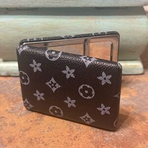 NWOT Fashionable Compact Dual Mirror